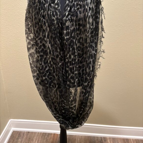 Collections 18 Accessories Black White Leopard Print Scarf Wrap - Picture 3 of 6